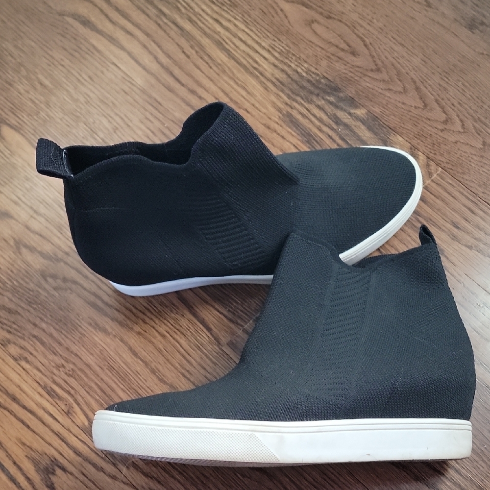 Black Knit Wedge Sneakers - Picture 3 of 3